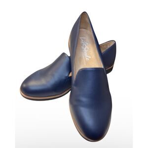 LifeStride Women's Zendaya Faux Leather Slip-on Loafers, Navy, 7.5 Comfort